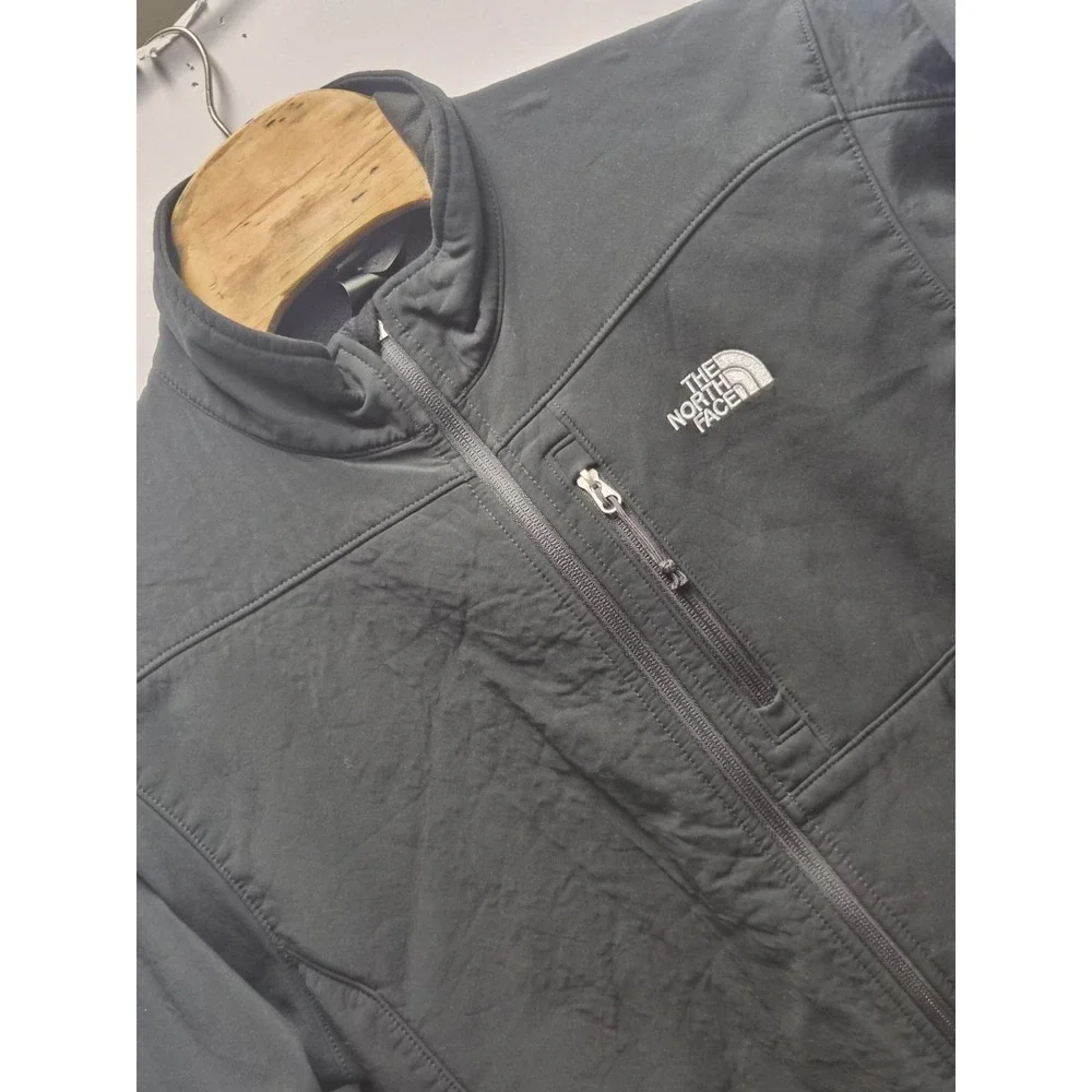 The North Face Apex Bionic Softshell Black Jacket Size Large 23in Chest Men